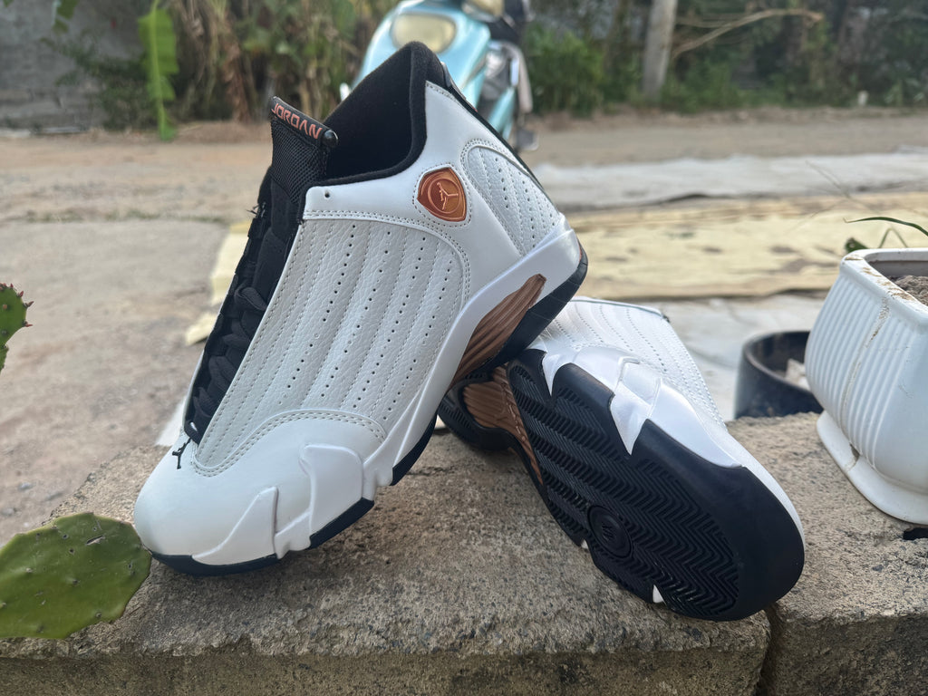 Air Jordan 14 Retro “Black Toe” (2024)