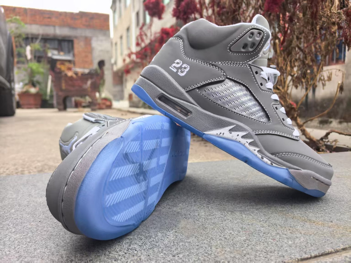 Air Jordan 5 Retro “Wolf Grey” (2026)