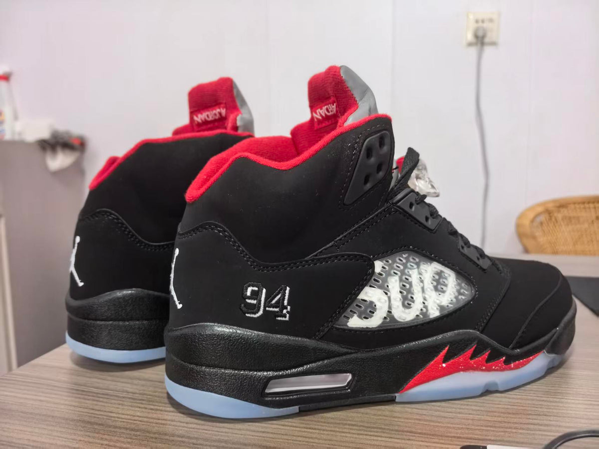 Supreme x Air Jordan 5 Retro 'Black' (2015)