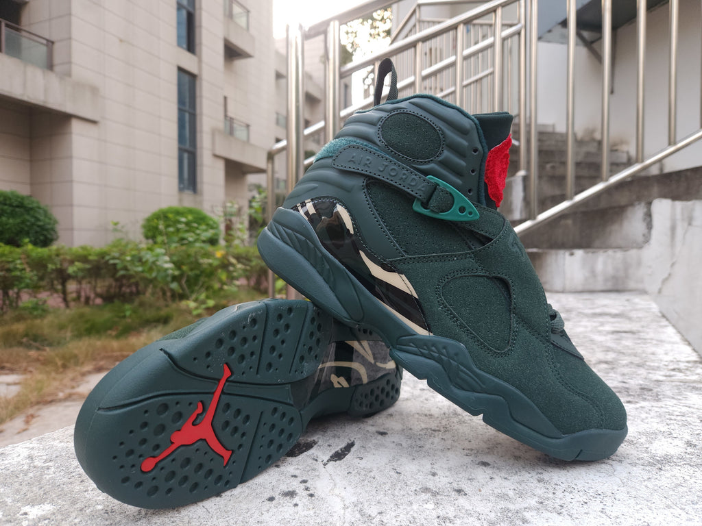Air Jordan 8 Retro Dark Green / Red