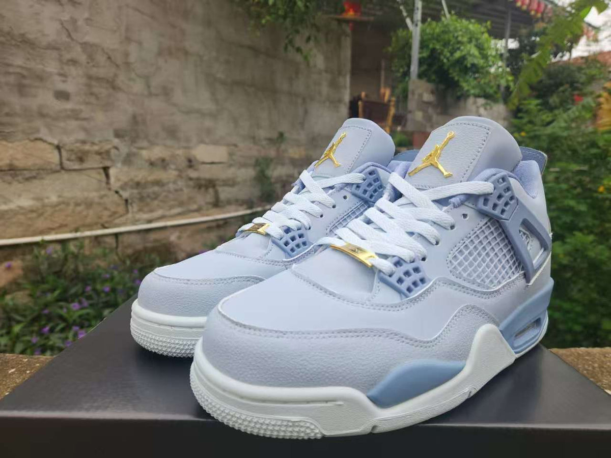 McGregor Clan Air Jordan 4 “Grey Blue”