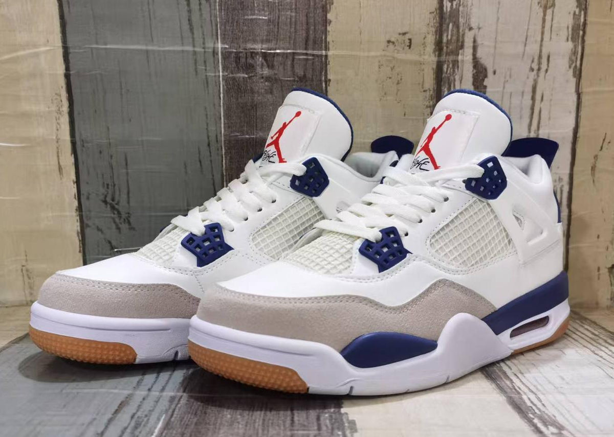 Air Jordan 4 Retro “Military Blue” (2024)