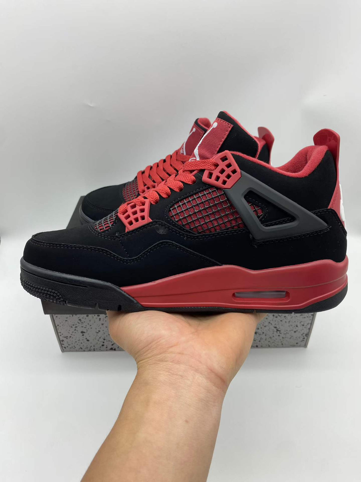 Air Jordan 4 Retro 'Red Thunder' CT8527-016