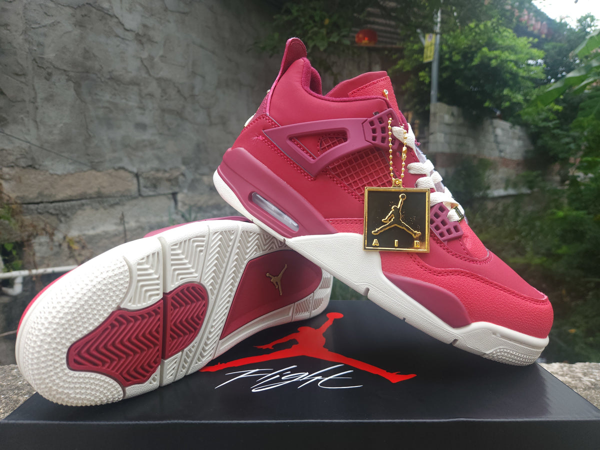 Air Jordan 4 Retro Flyknit University Red