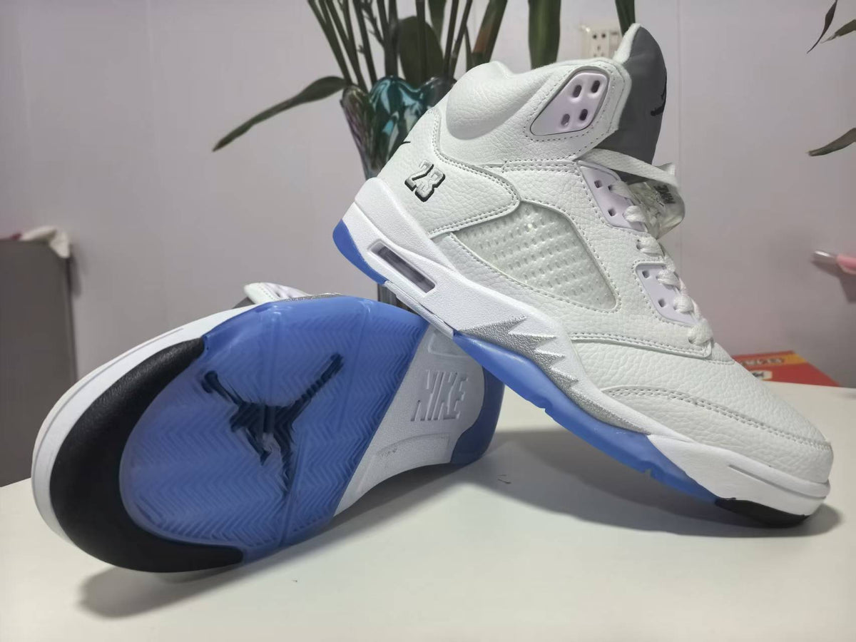 Air Jordan 5 Retro Metallic Silver