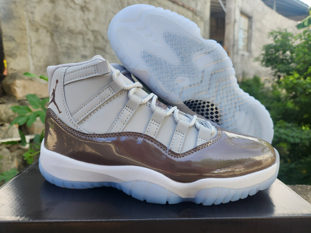 Air Jordan 11 Retro “Cool Grey” 2021