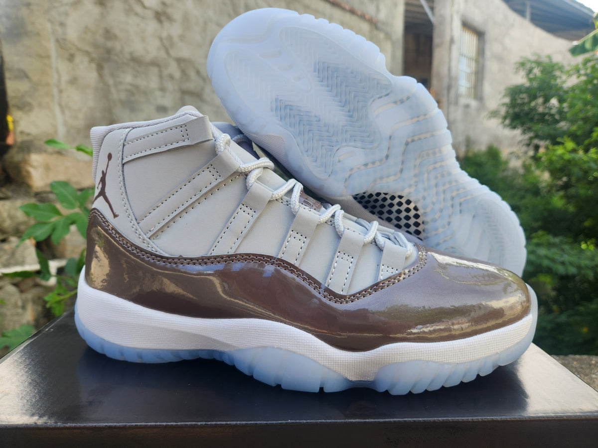 Air Jordan 11 Retro “Cool Grey” 2021
