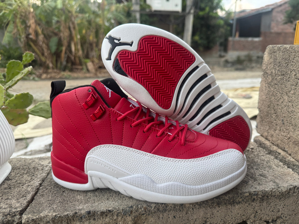 Air Jordan 12 Retro “Gym Red”