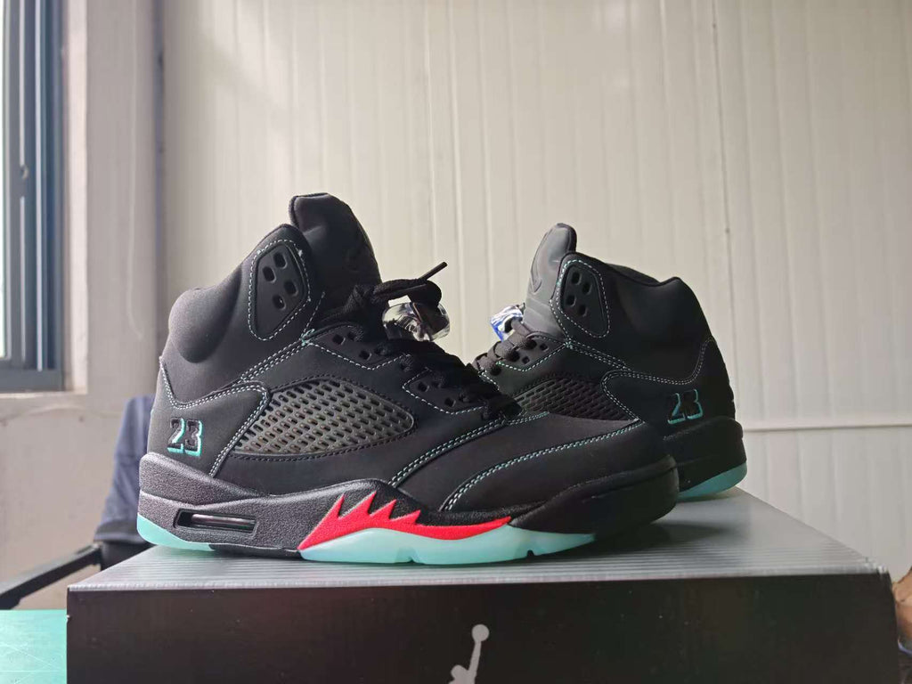 Air Jordan 5 Retro “Halloween” (2026)