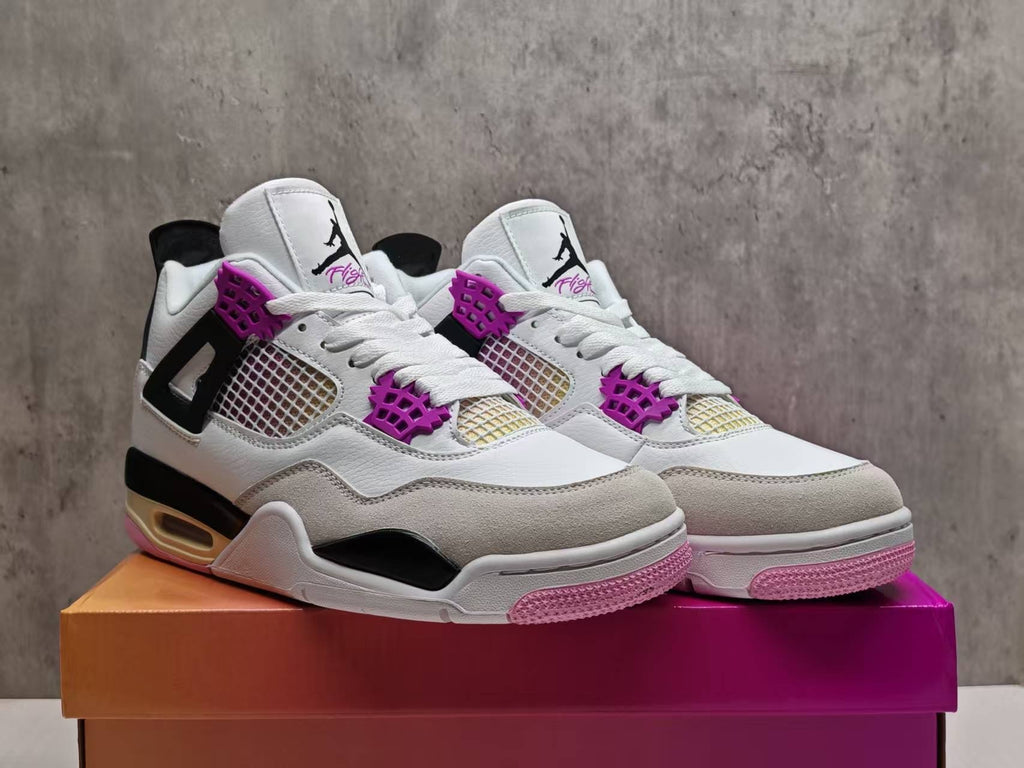 Air Jordan 4 Retro “Comic”