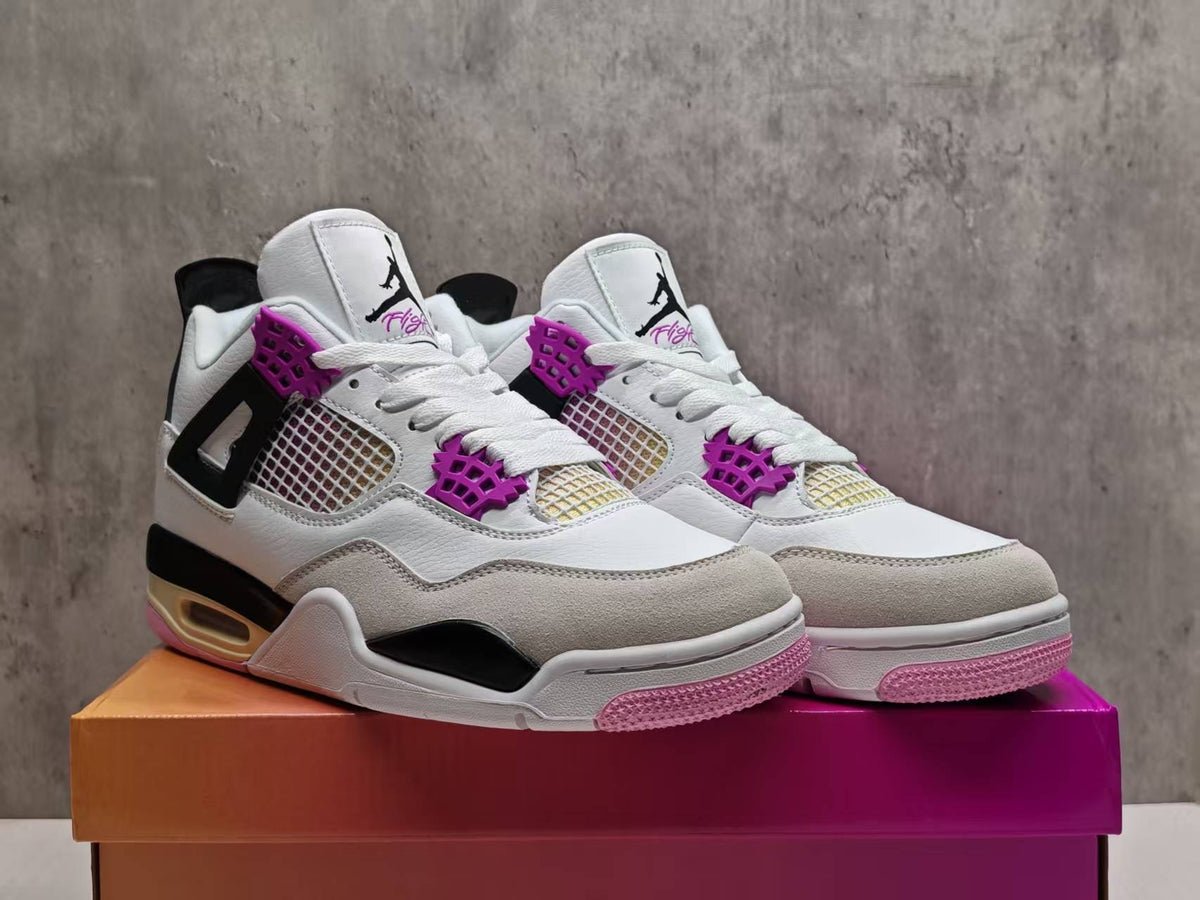 Air Jordan 4 Retro “Comic”
