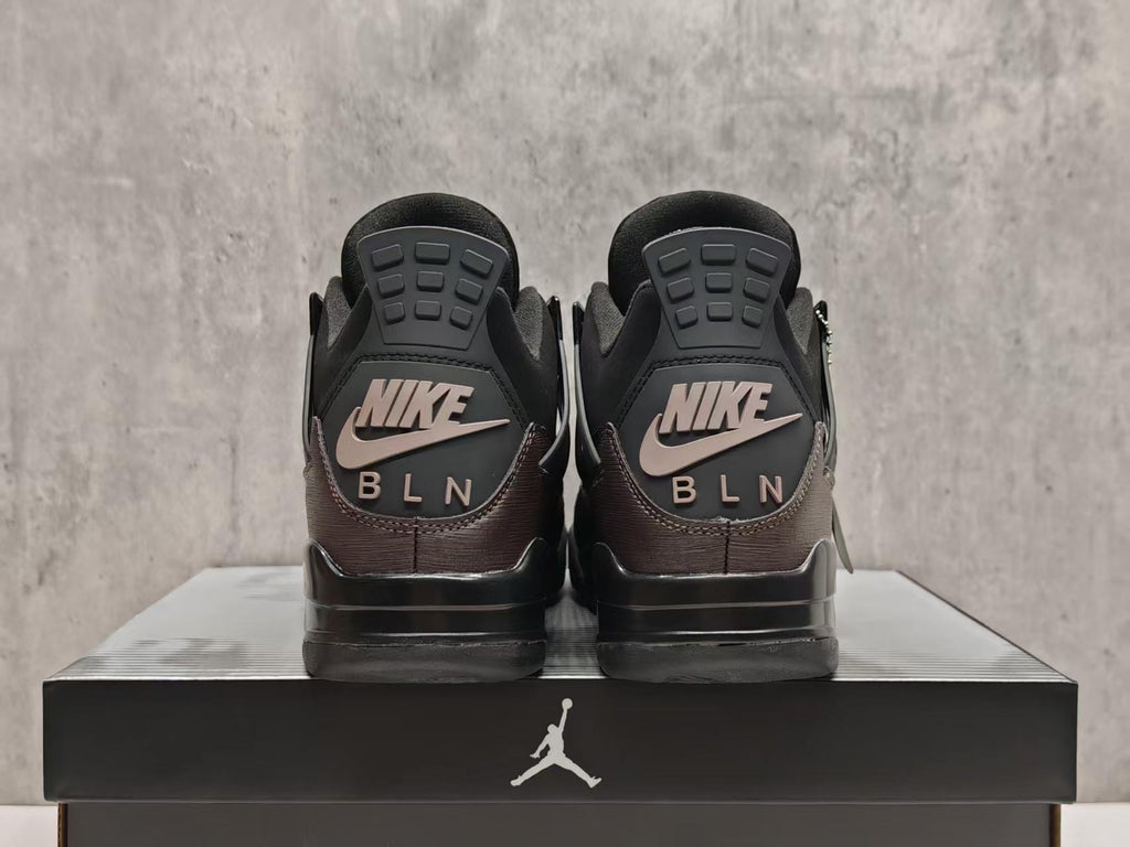 Air Jordan 4 Retro 'Berlin Black Cat' (2025)