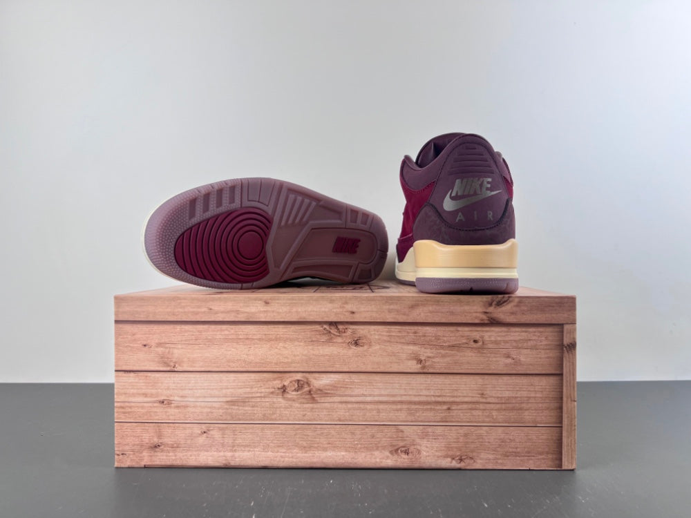 Air Jordan 3 Retro PRM Bin23 'Red Coconut Milk' IO7744-600