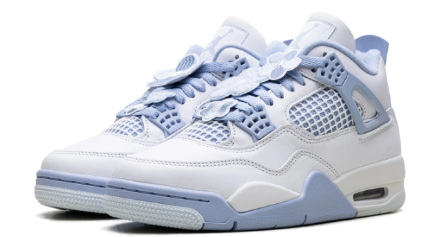 Women’s Air Jordan 4 Retro “Aluminum”