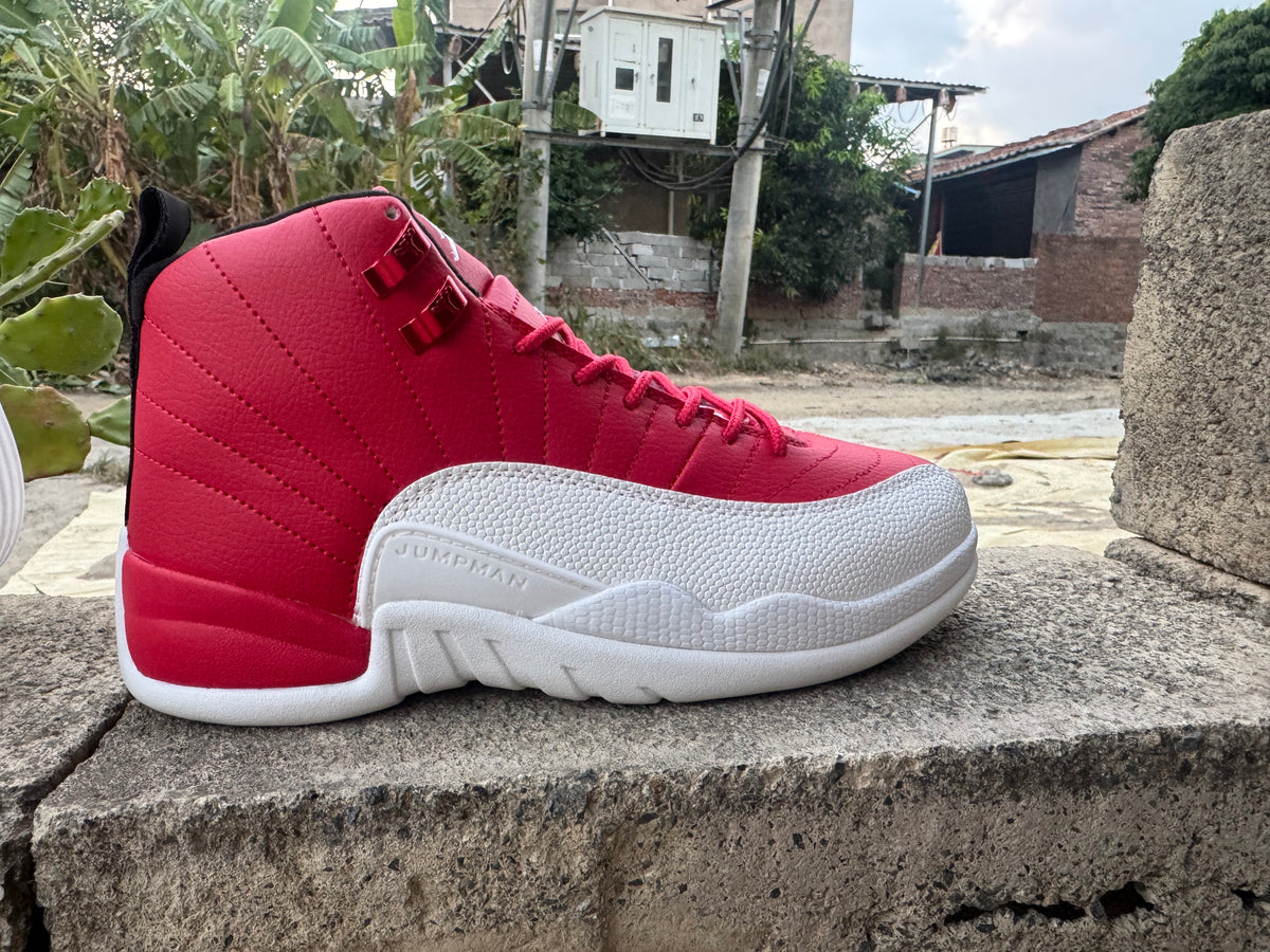 Air Jordan 12 Retro “Gym Red”