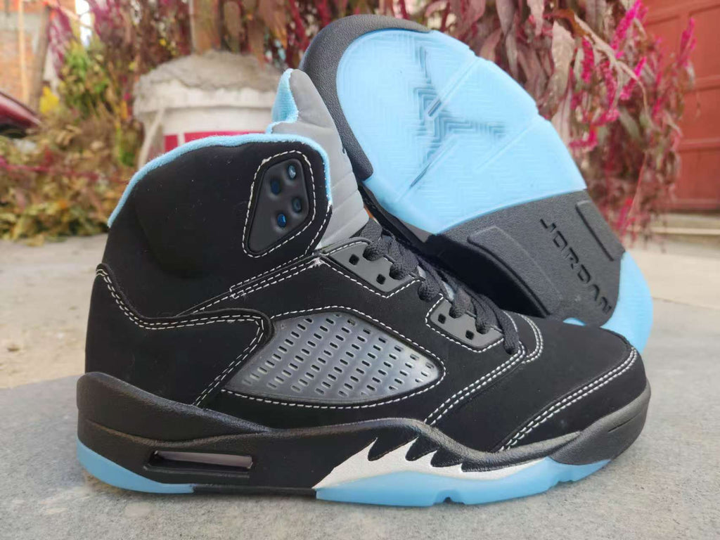 Air Jordan 5 Retro 'Black University Blue' (2026) DD0587-008